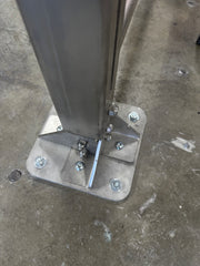 2 Floor Mounting Plates