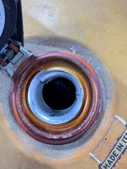 Metal fuel opening protecter